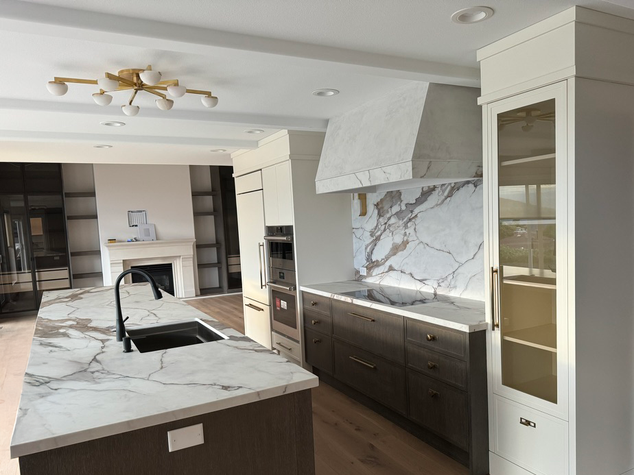 Hand-craft Marble Rangehood